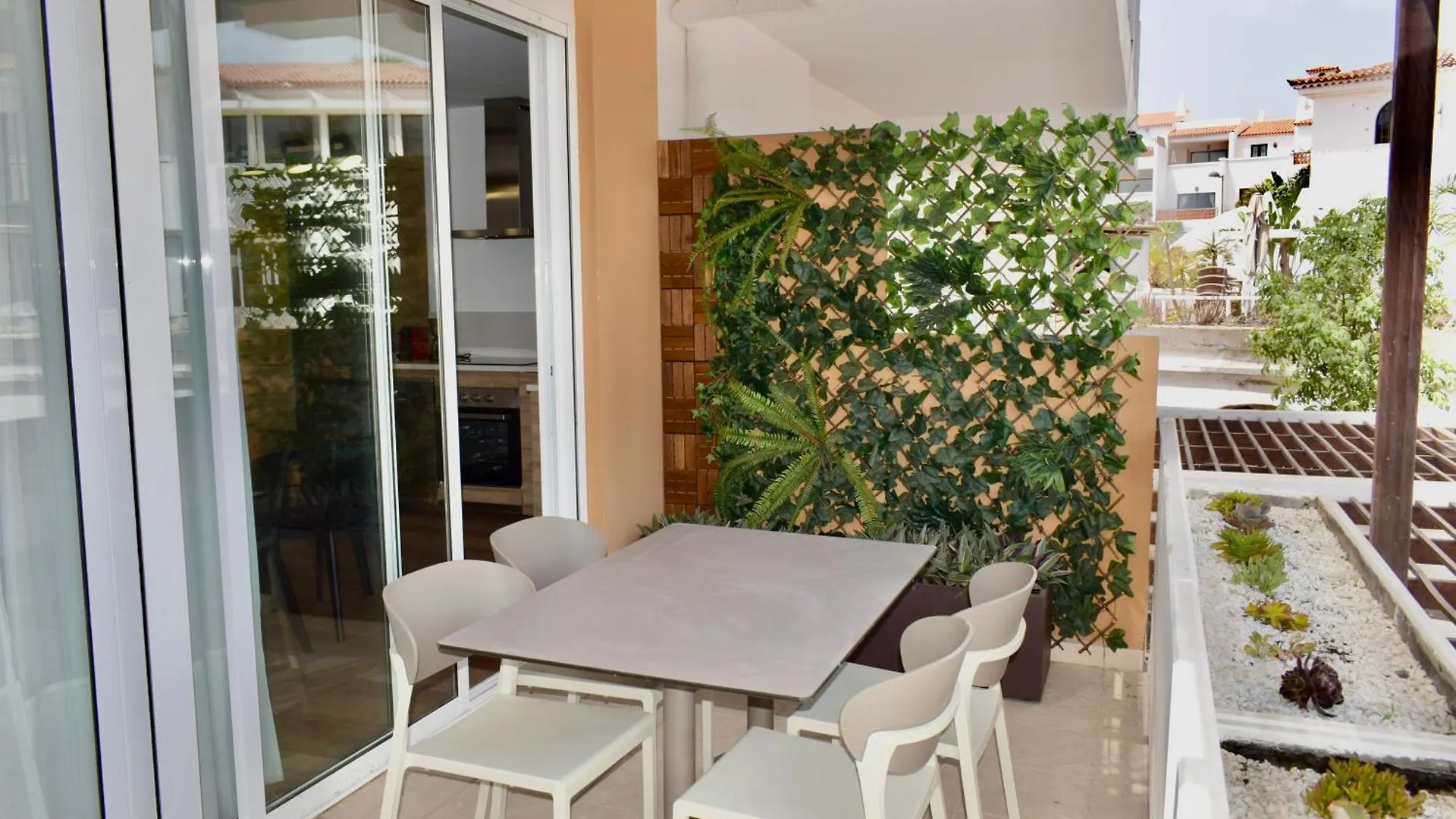 Barista Homes San Miguel de Abona Spain