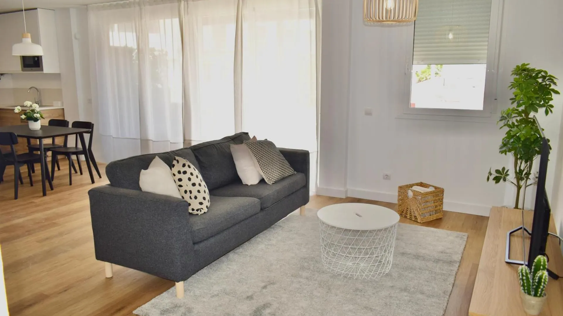Barista Homes San Miguel de Abona